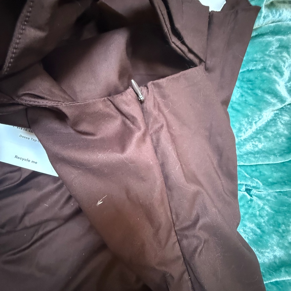 Elegant Brown One-Shoulder Top - Picture 5 of 8